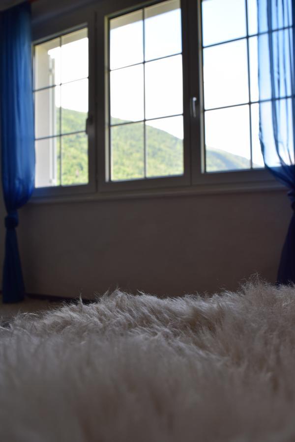 Bnb Villa Levanta Pery Bagian luar foto